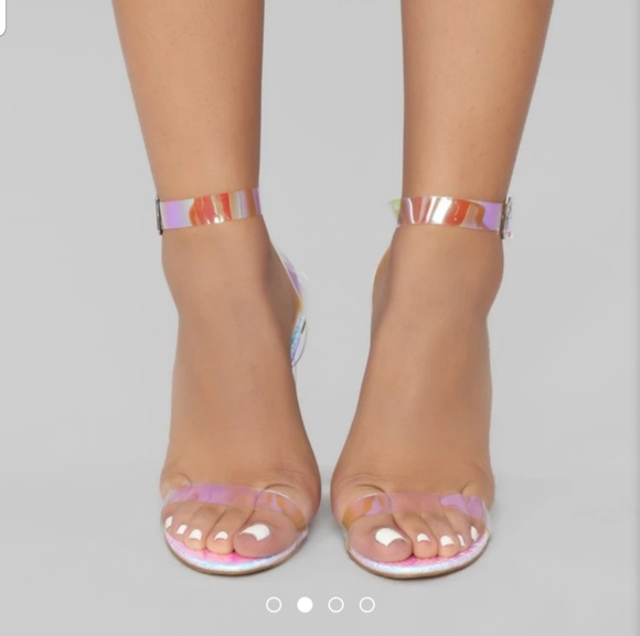 Fashion Nova "Mermaid Slipper" w/Lucite Block Heel - Picture 2 of 5